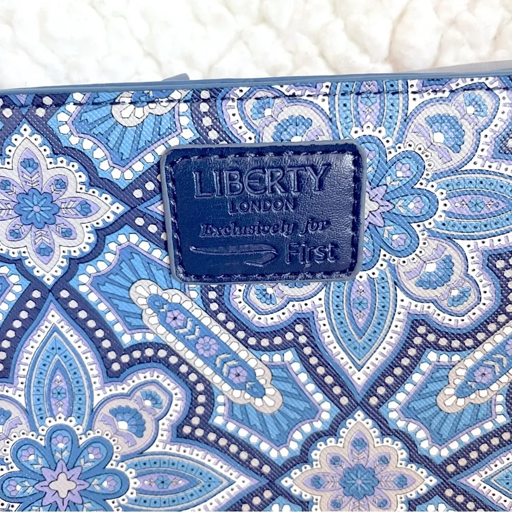 Liberty of London Wristlet - Picture 2 of 9